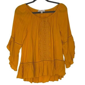 Gold Fever Women's Top‎ Size Small (S)